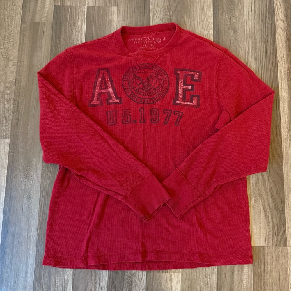 American Eagle Outfitters Red Long Sleeve Tee with Graphic